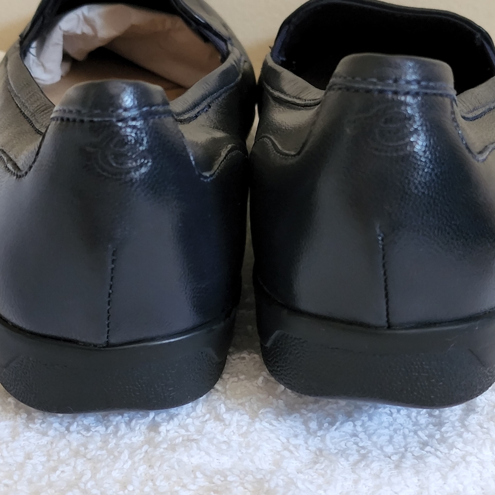 🌺Easy Spirit Women's Devitt Slip On Oxford Flats Navy Blue Nappa Leather US 7M - Picture 6 of 12